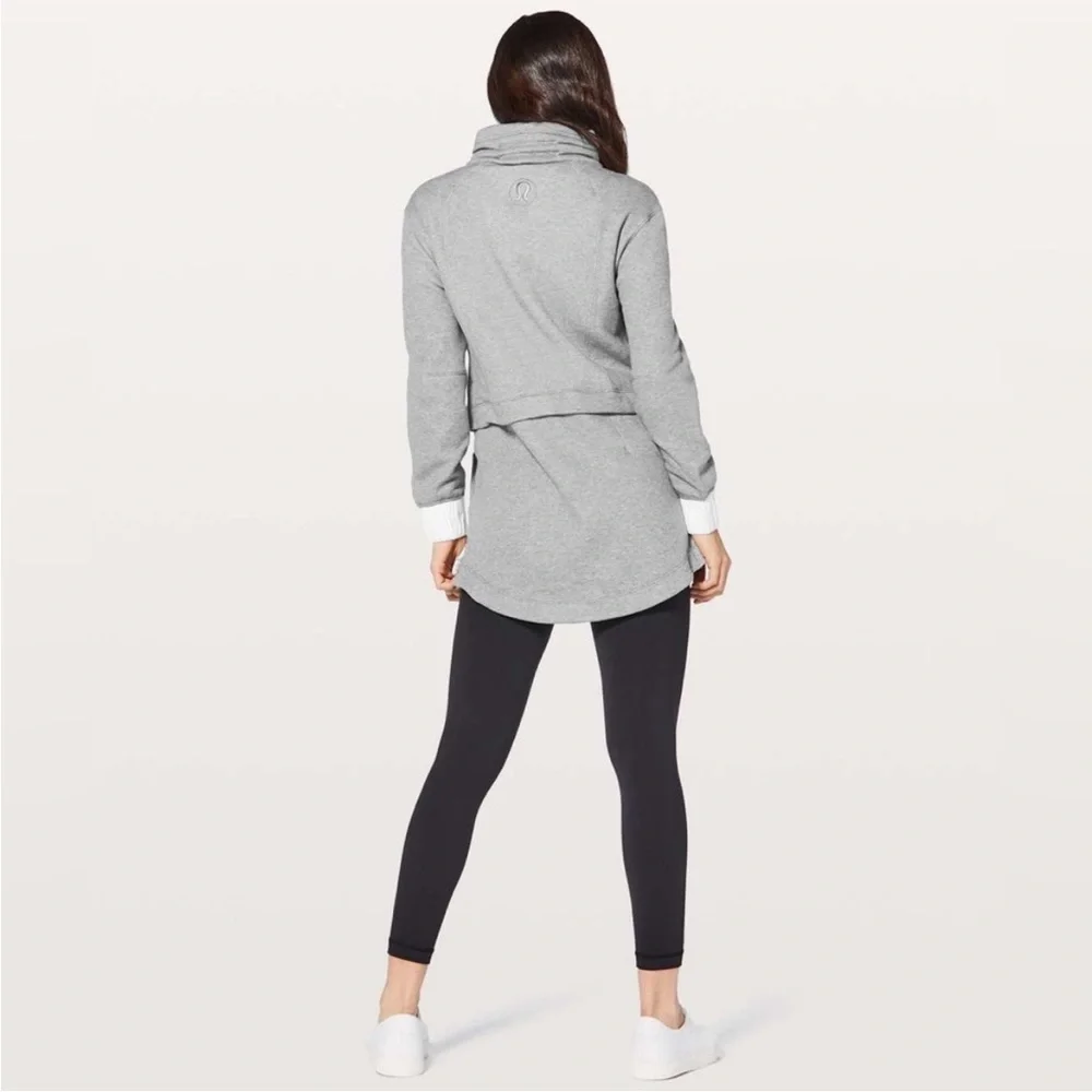Lululemon Light As Warmth Jacket Heathered‎ Grey Yoga *Broken Zipper*